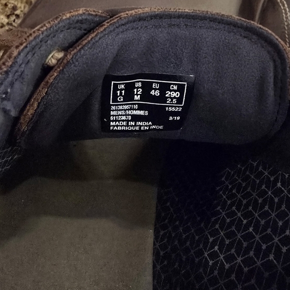 Clarks Dark Brown Chukka Boots main image 6